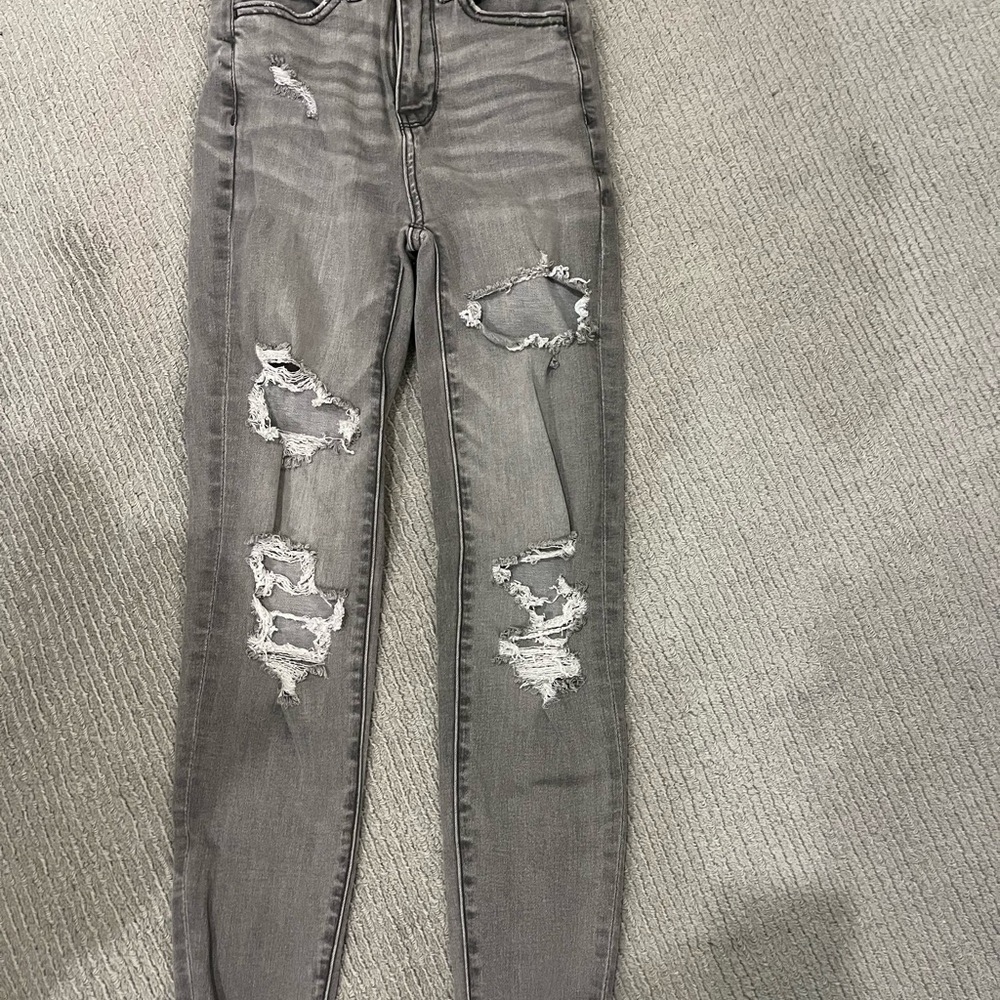 Gray Distressed Women's Jeans